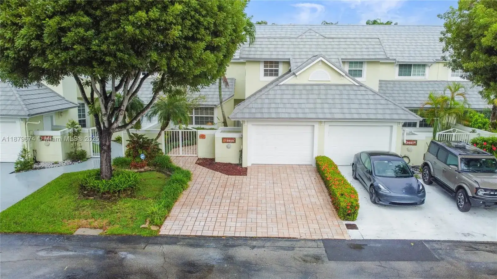 9929 NW 49th Ter, Doral FL 33178 photo 4