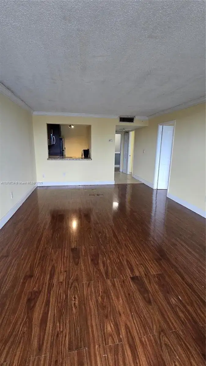 496 NW 165th St Rd # 311, Miami FL 33169 photo 3