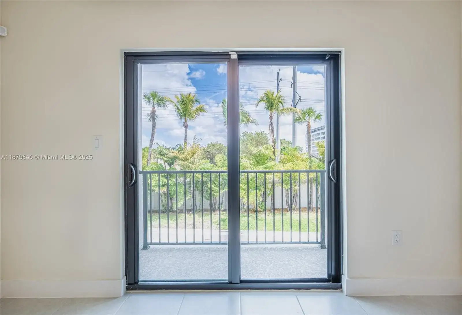 8001 NW 41st St # 208, Doral FL 33166 photo 3