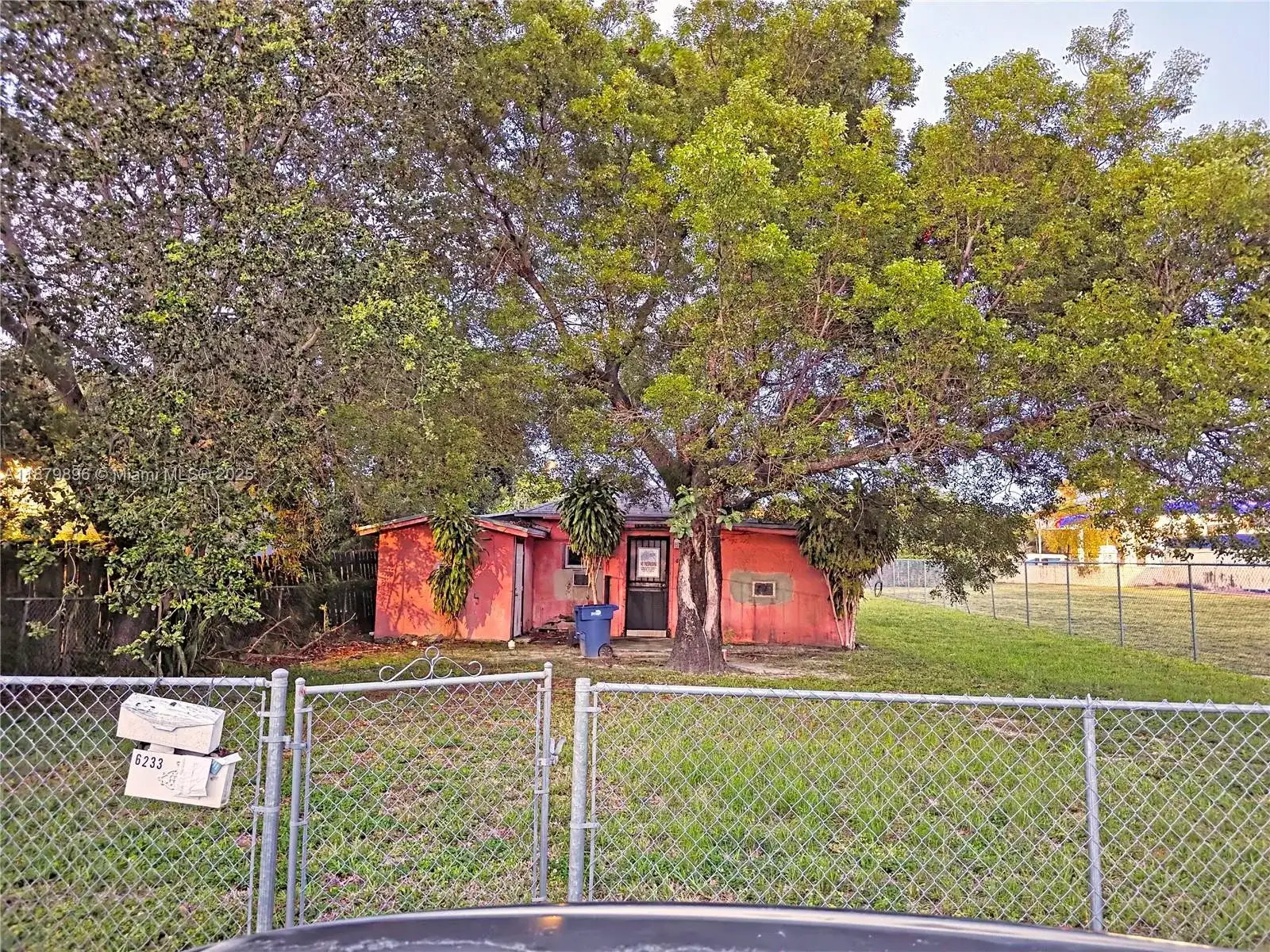 6233 NW 22nd Ct, Miami FL 33147 photo 2