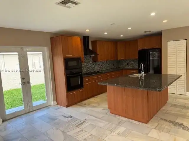 200 NE 44th St # 0, Miami FL 33137 photo 5