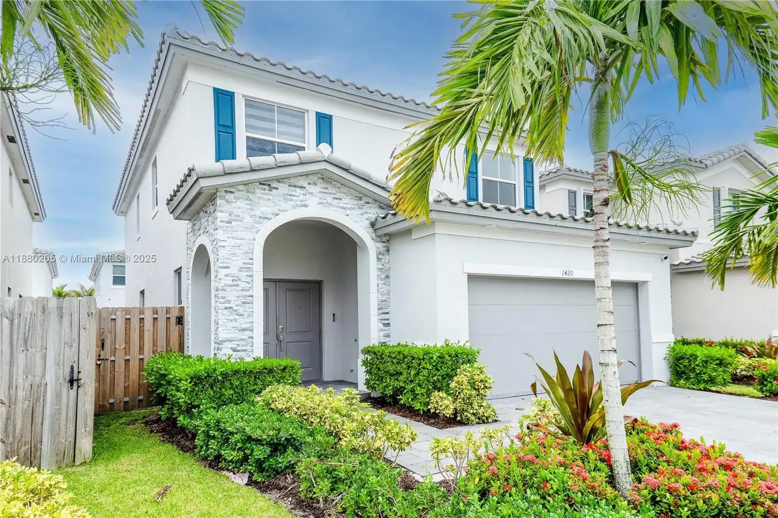 1420 SE 26th Rd, Homestead FL 33035 photo 2