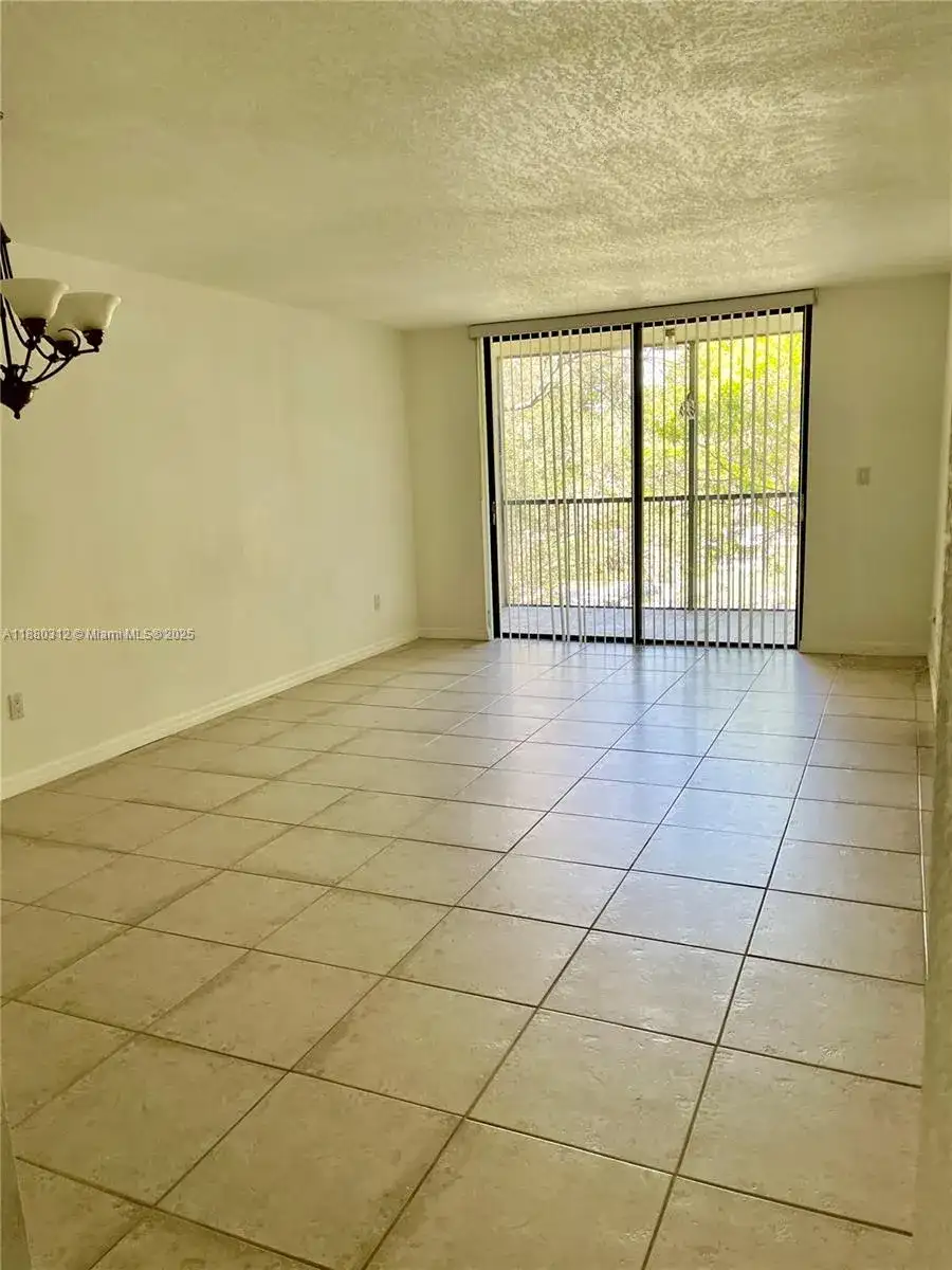 6800 Cypress Rd # 408, Plantation FL 33317 photo 5