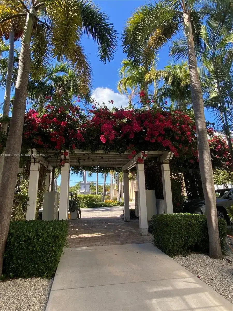 111 Anglers Way, Islamorada FL 33036 photo 2