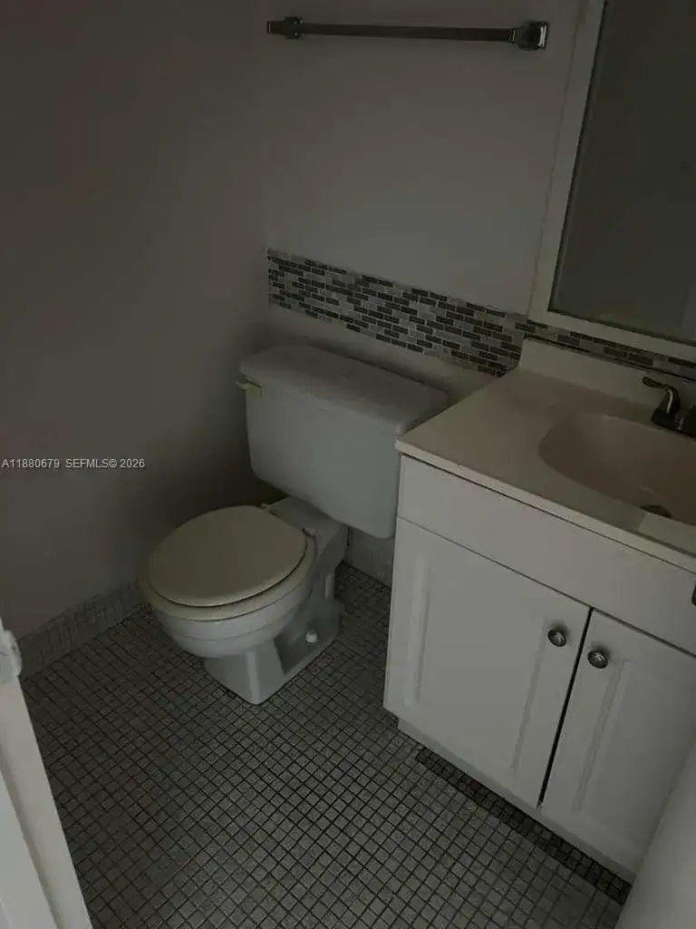 82 Fanshaw B # 82, Boca Raton FL 33434 photo 3
