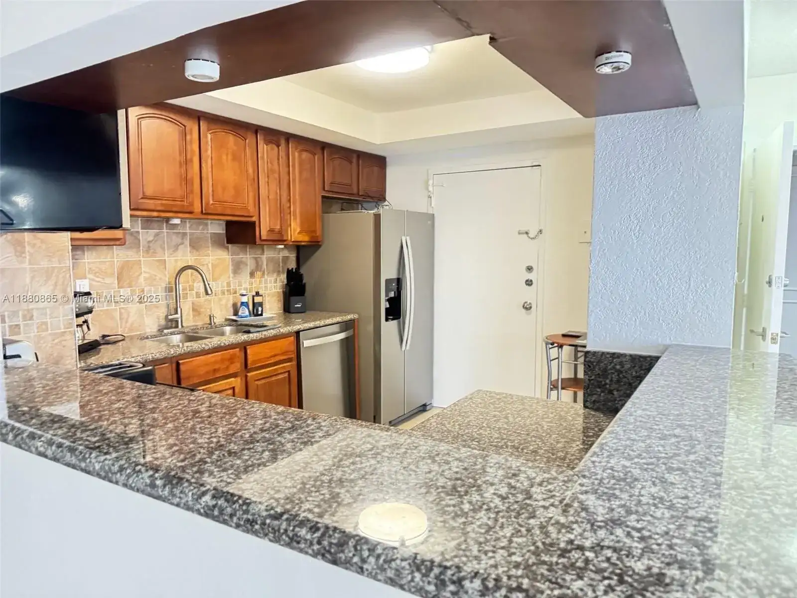 5838 Collins Ave # 2A, Miami Beach FL 33140 photo 2
