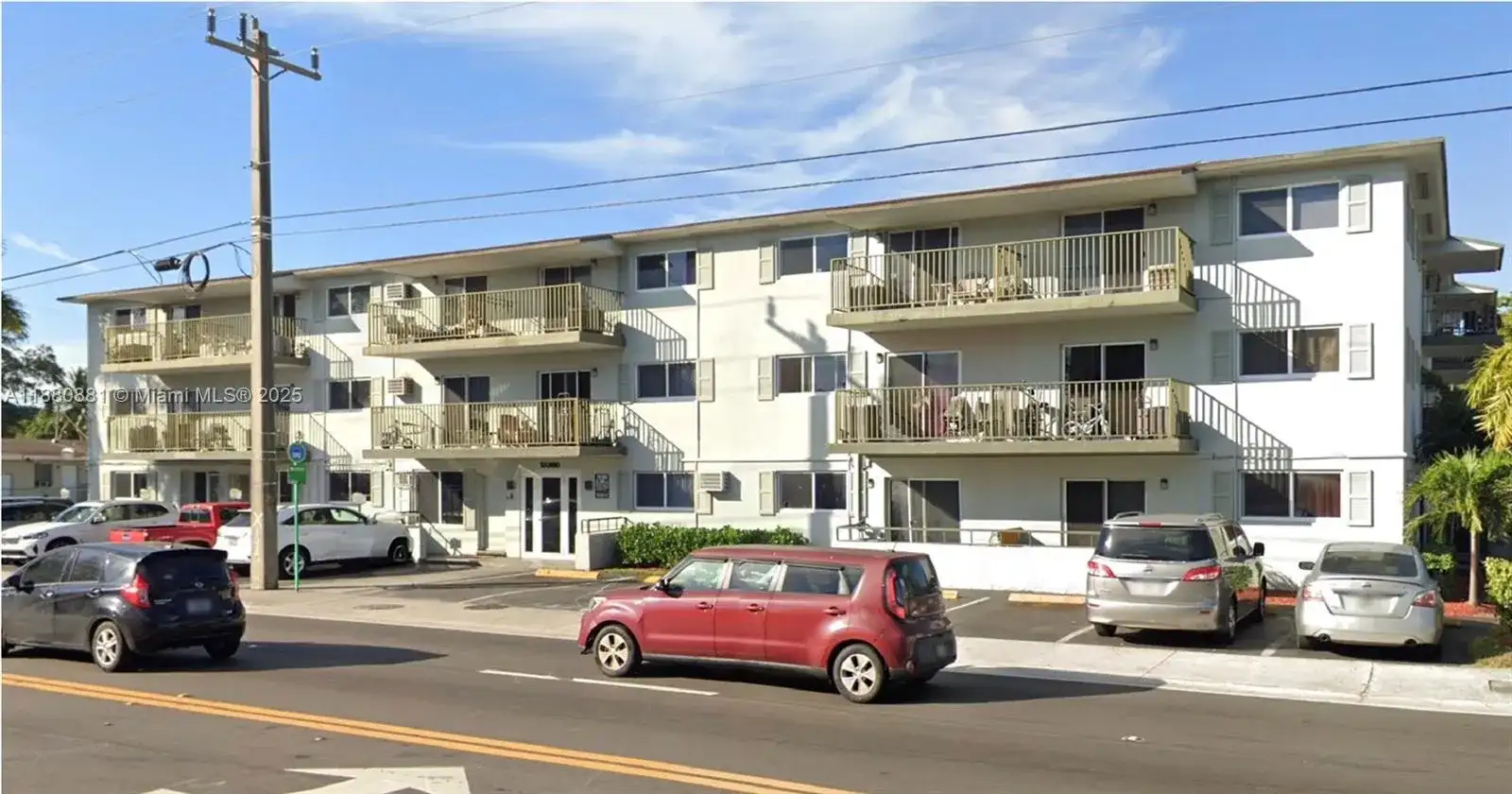 13285 NE 6th Ave # 301, North Miami FL 33161 photo 2