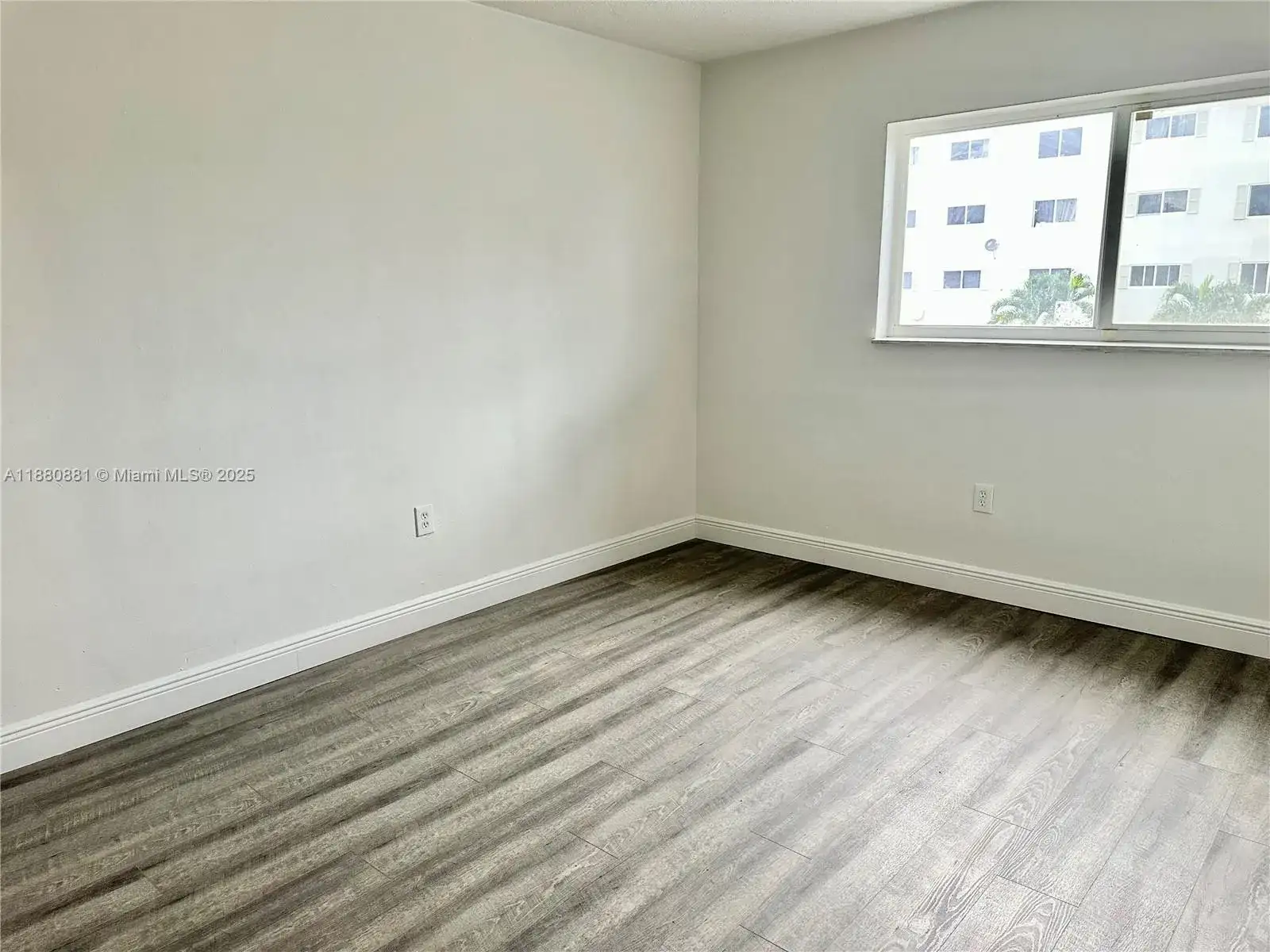 13285 NE 6th Ave # 301, North Miami FL 33161 photo 4
