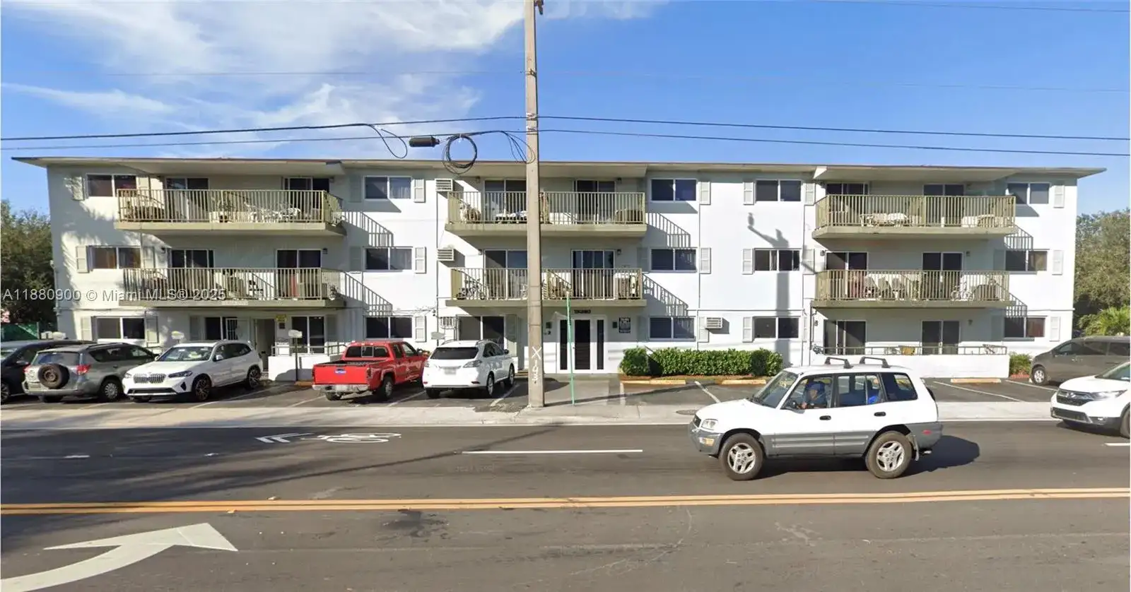 13285 NE 6th Ave # 401, North Miami FL 33161 photo 3