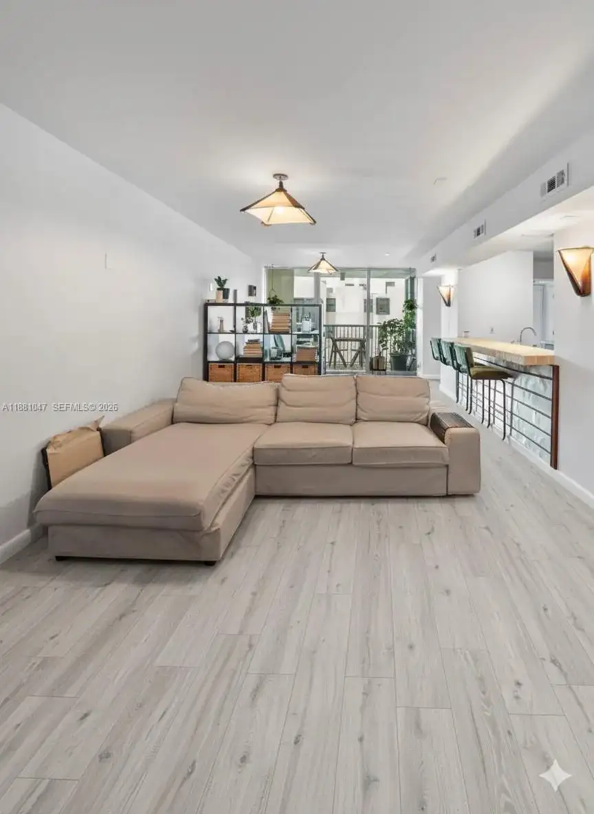 2655 Collins Ave # 510, Miami Beach FL 33140 photo 3