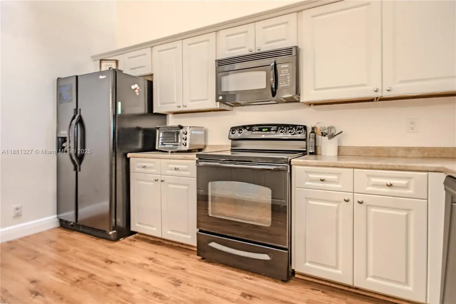 7652 S Pinewalk Dr S # 139, Margate FL 33063 photo 2