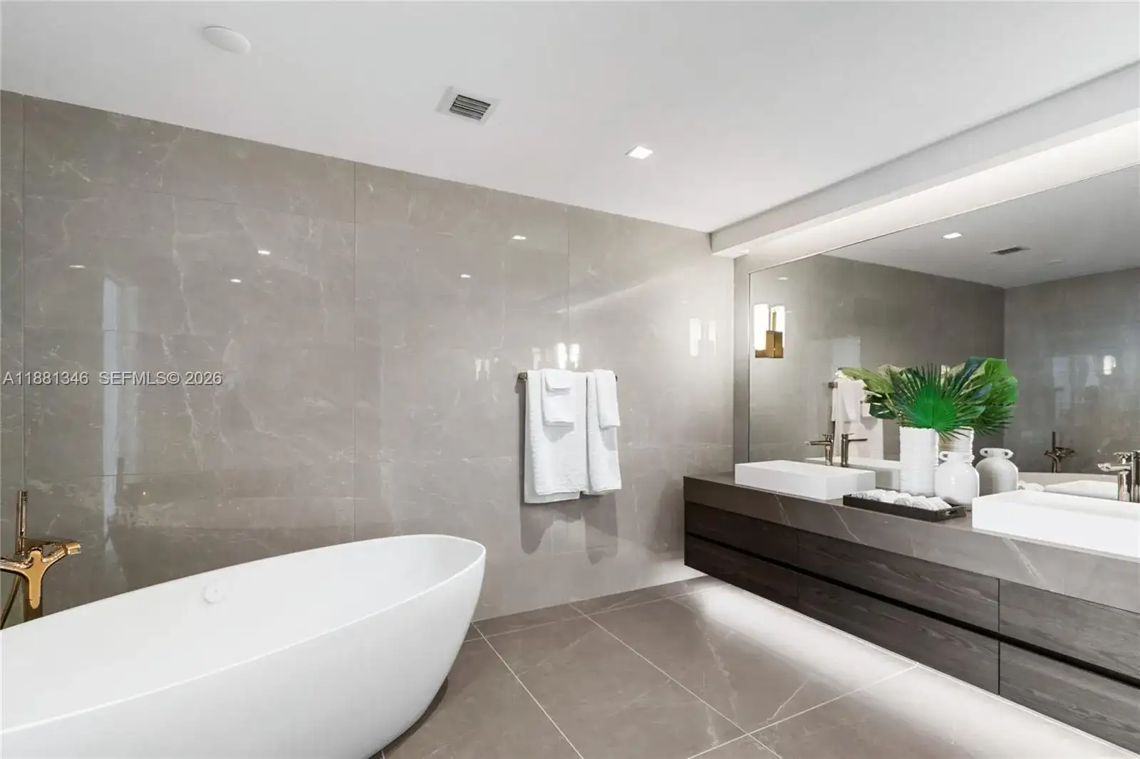 1116 N Ocean Blvd # 1404, Pompano Beach FL 33062 photo 4