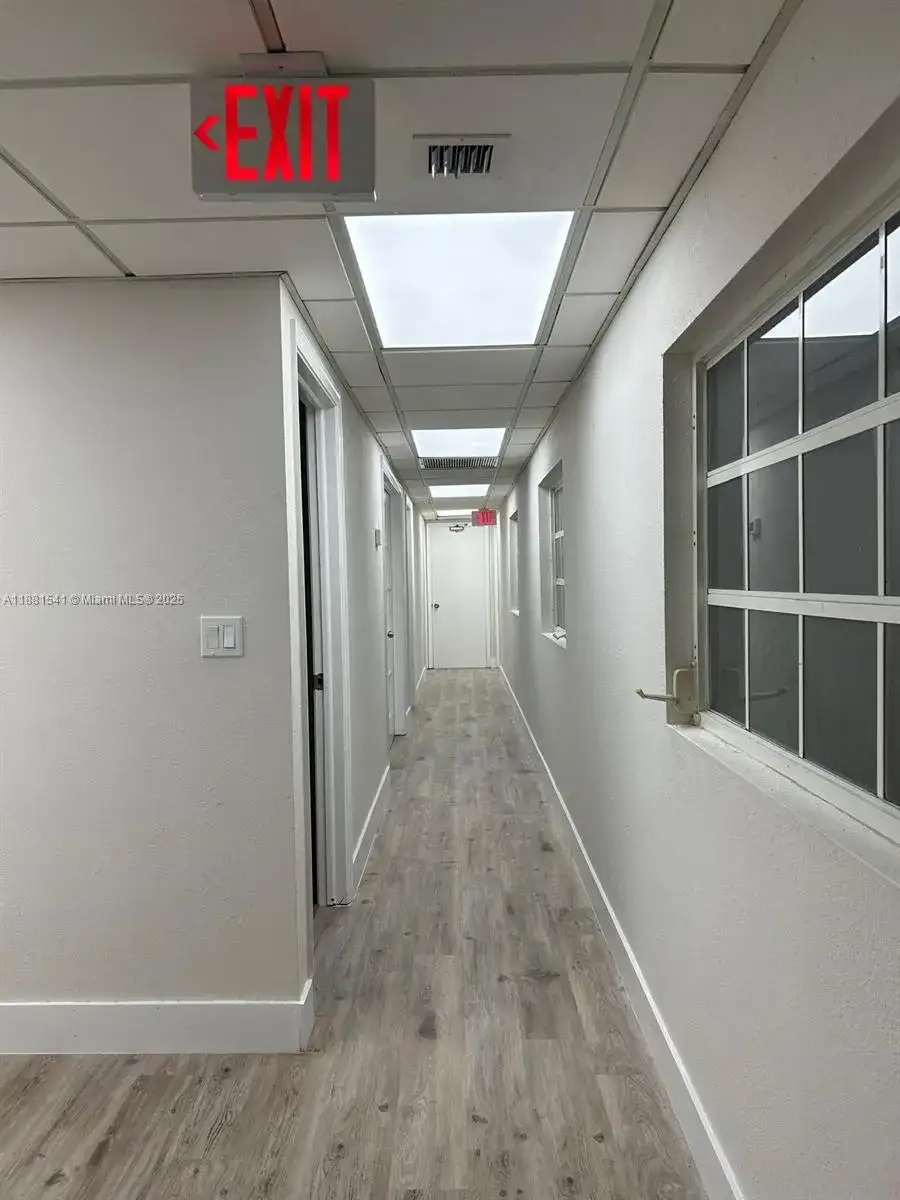8418 NW 61st St # 5, Miami FL 33166 photo 2
