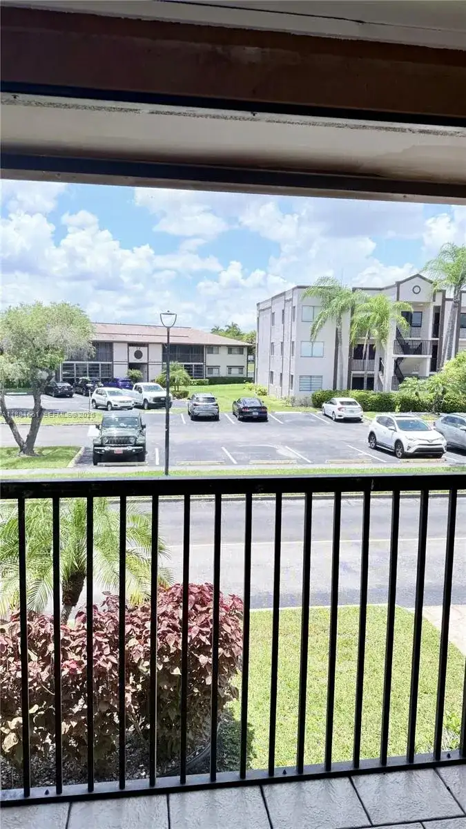 9794 N Belfort Cir # 202, Tamarac FL 33321 photo 4