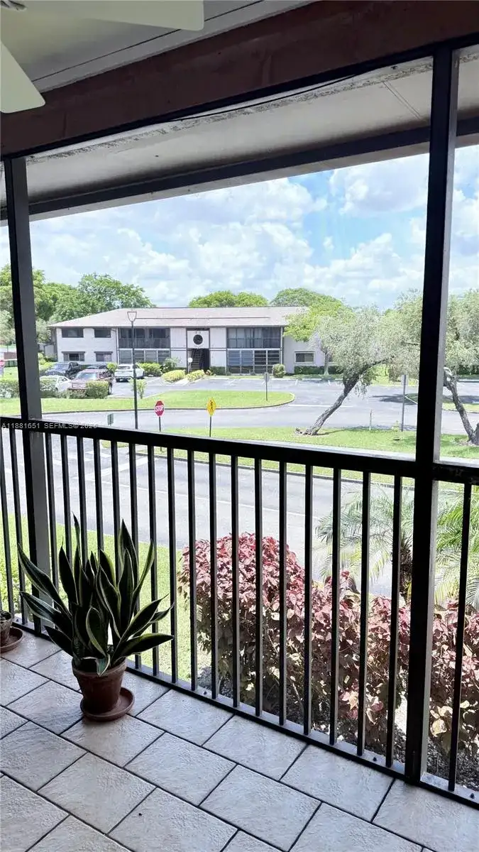 9794 N Belfort Cir # 202, Tamarac FL 33321 photo 5