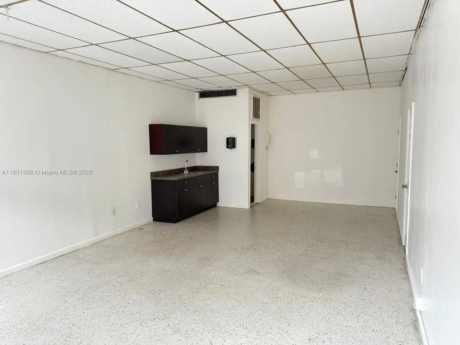 1756 SW 8th St, Miami FL 33135 photo 3