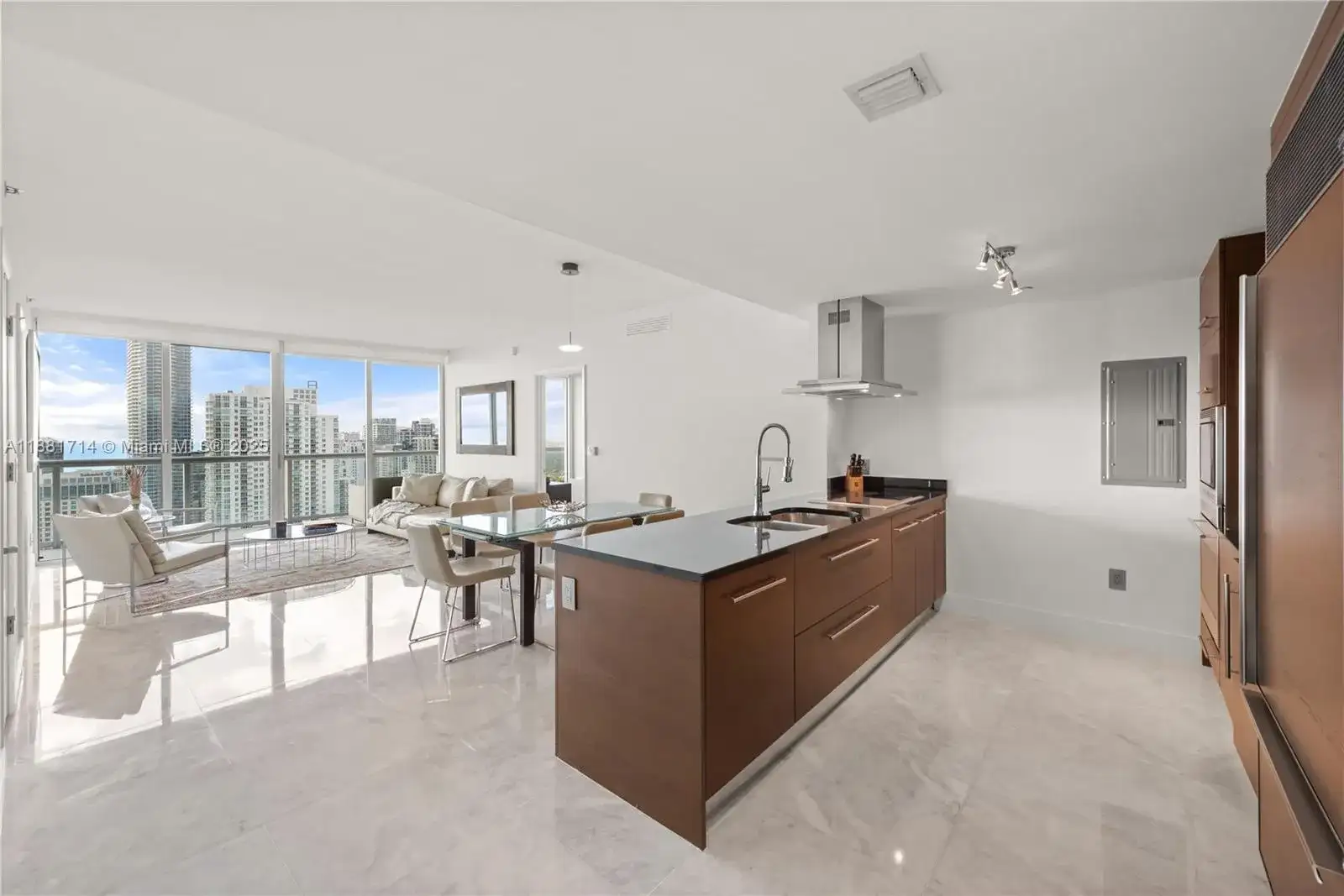 495 Brickell Ave # 5003, Miami FL 33131 photo 3