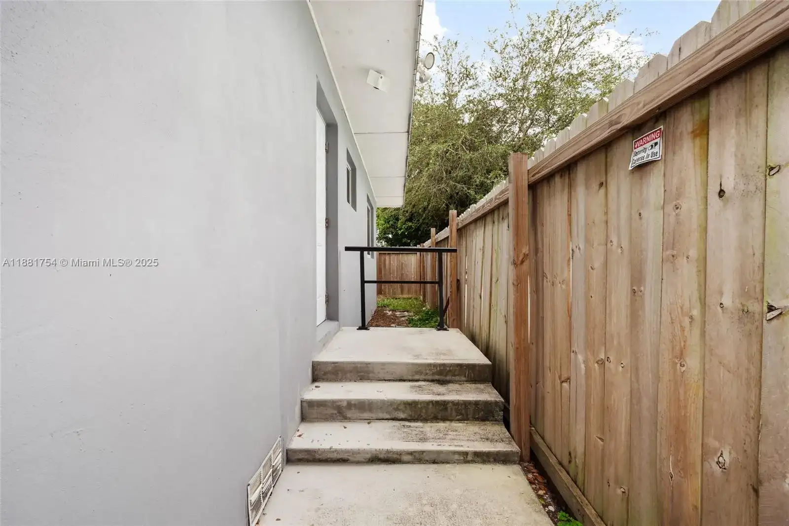 1850 NW 92nd St # B, Miami FL 33147 photo 2