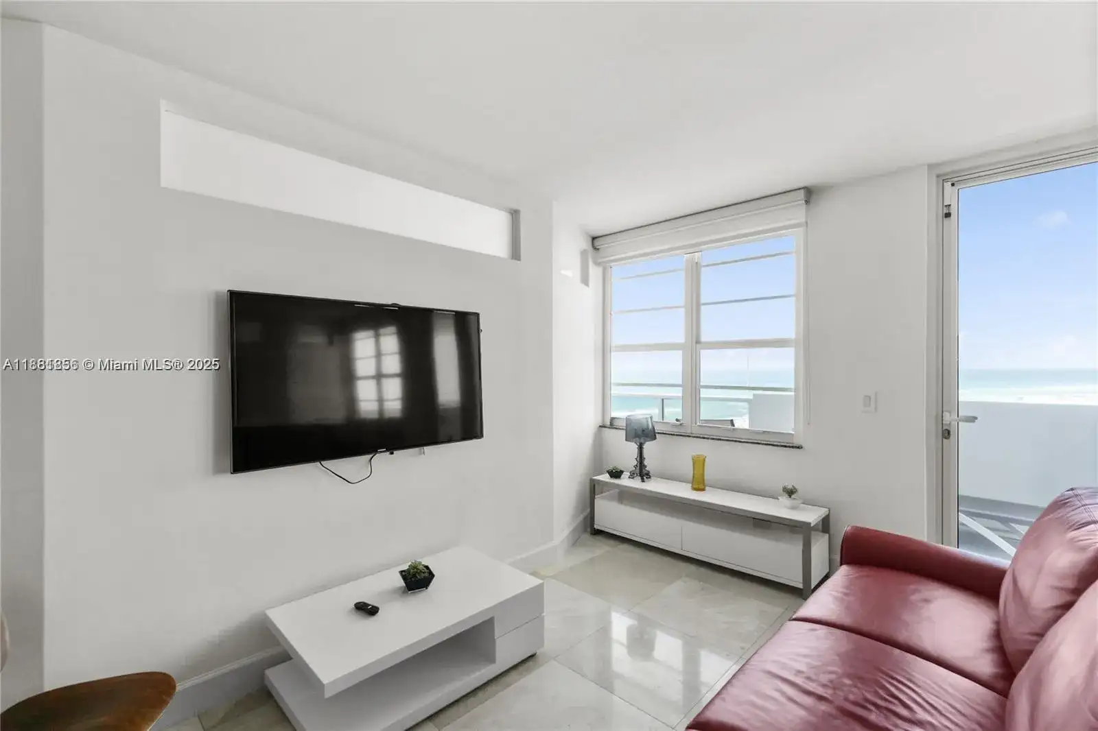 100 Lincoln Rd # 1046, Miami Beach FL 33139 photo 3