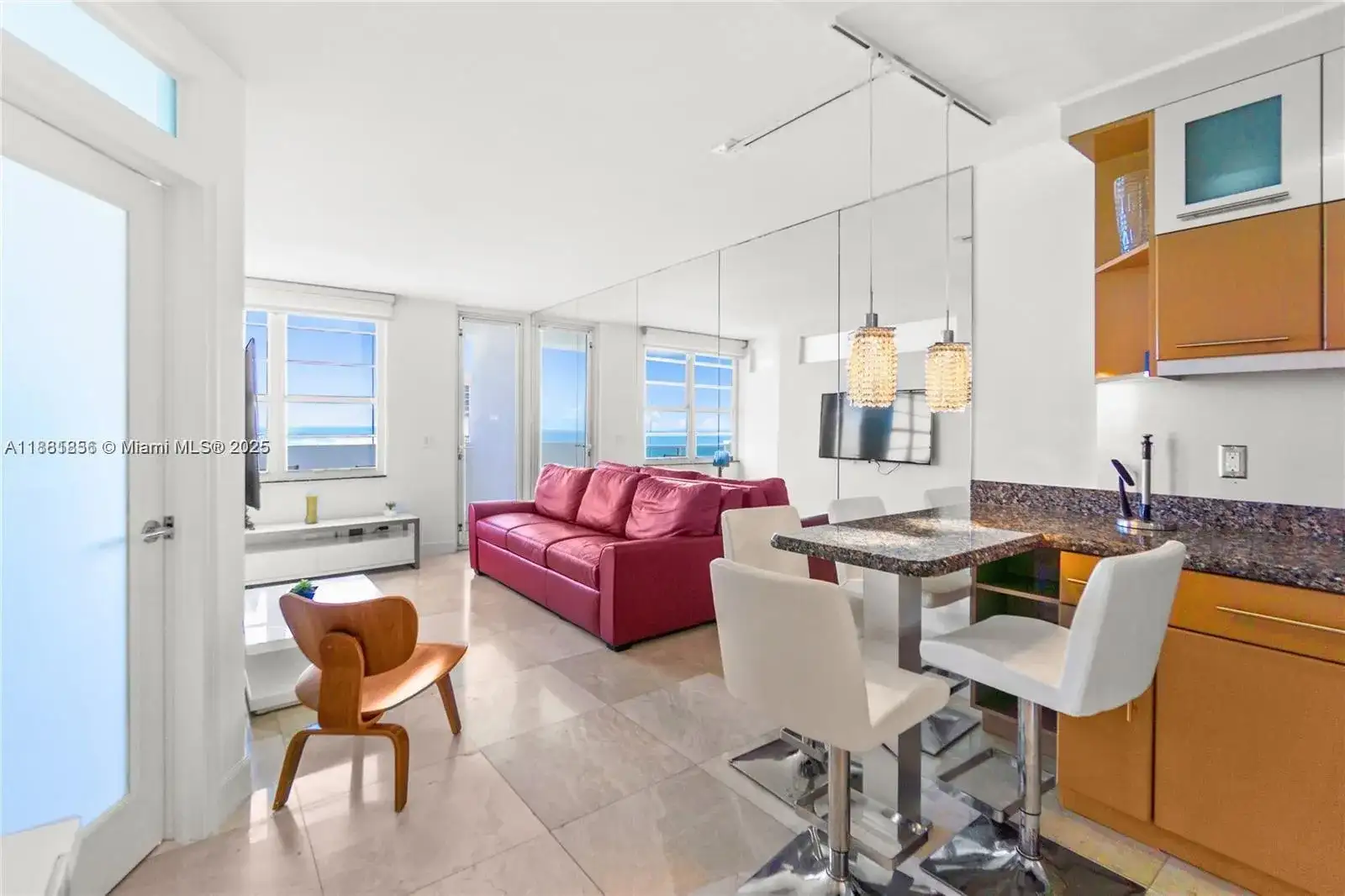 100 Lincoln Rd # 1046, Miami Beach FL 33139 photo 4
