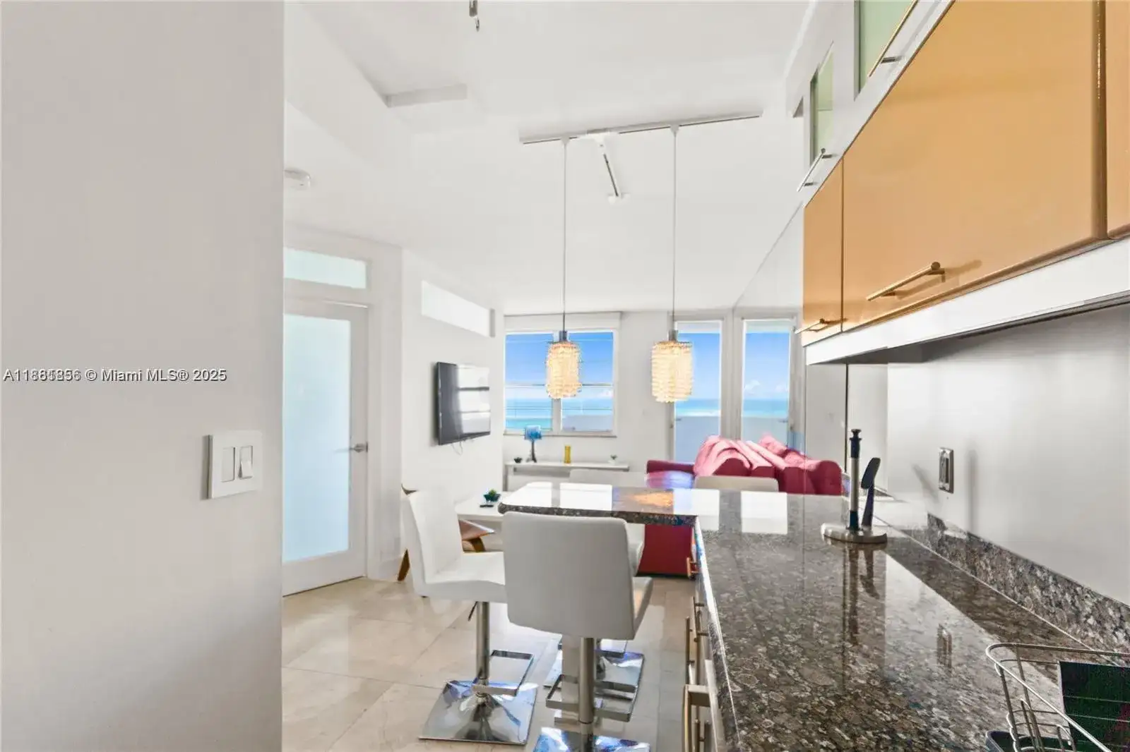 100 Lincoln Rd # 1046, Miami Beach FL 33139 photo 5