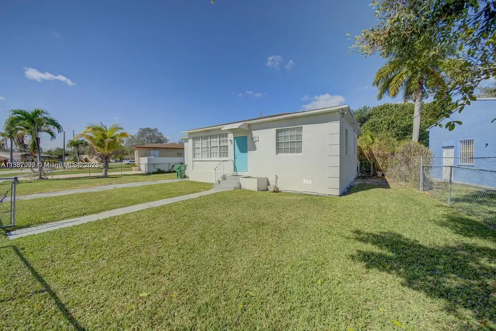 1471 NW 93rd St, Miami FL 33147 photo 3