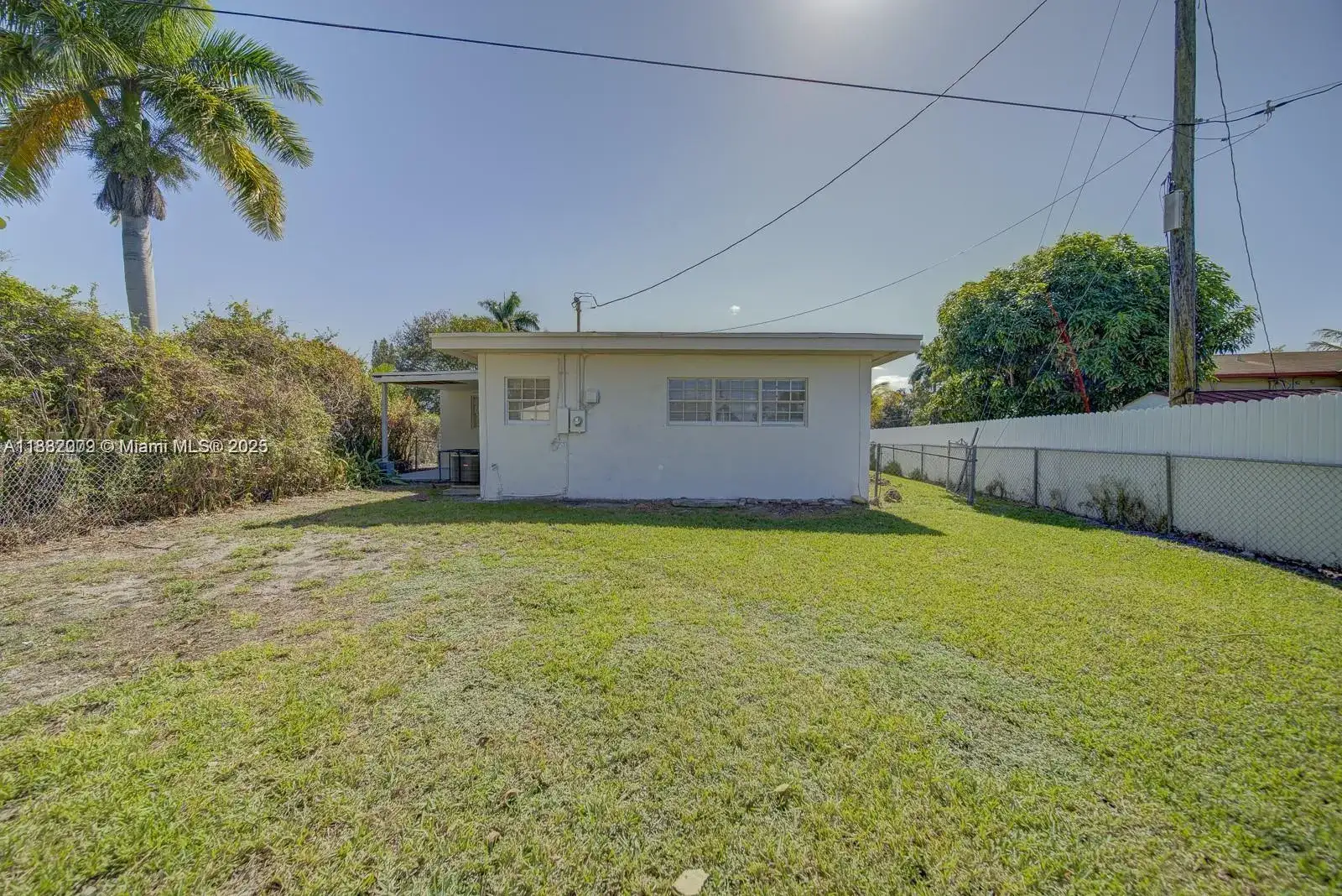 1471 NW 93rd St, Miami FL 33147 photo 4