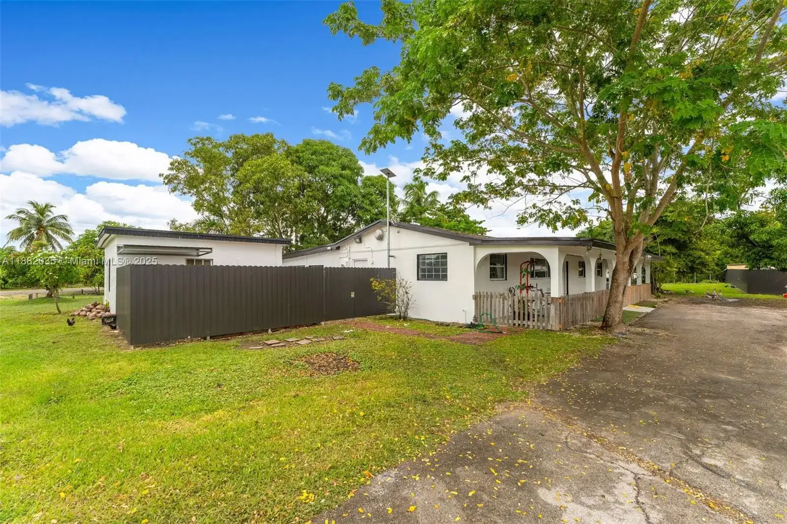 12750 SW 197th Ave, Miami FL 33196 photo 2