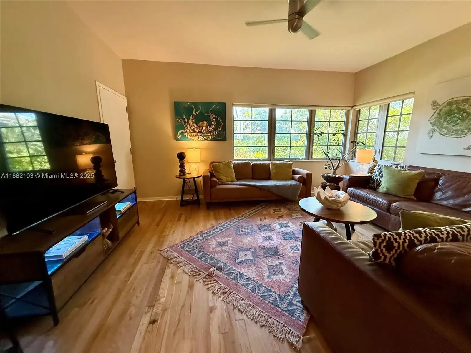 1600 Michigan Ave # 1, Miami Beach FL 33139 photo 2