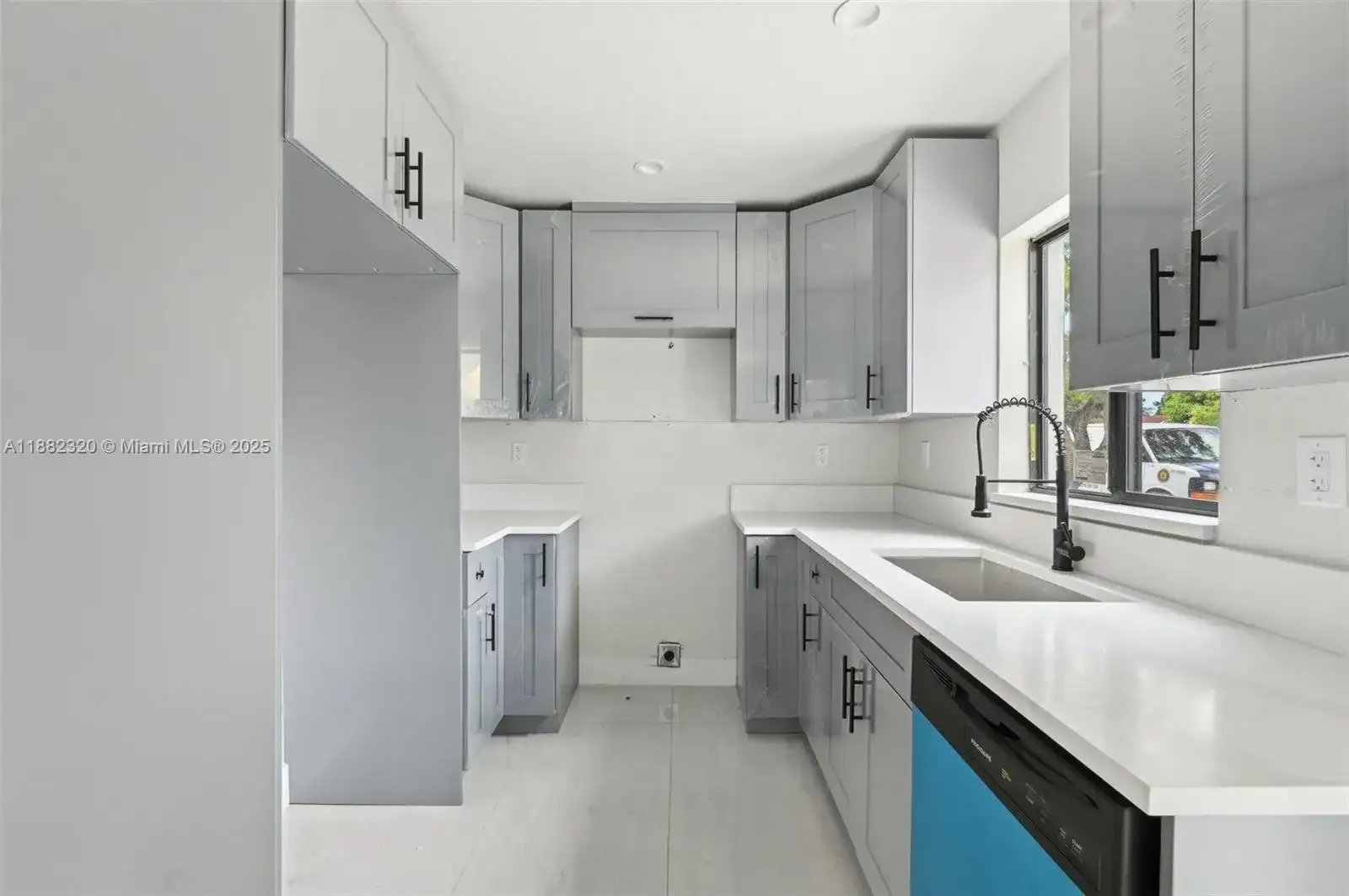 10340 NW 29th Ave # 10340, Miami FL 33147 photo 4