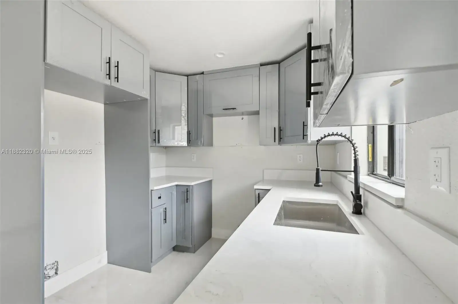 10340 NW 29th Ave # 10340, Miami FL 33147 photo 5