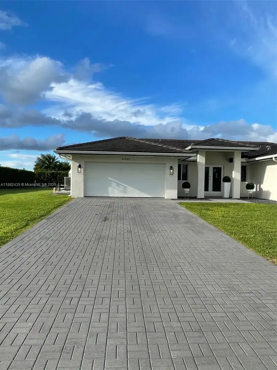20605 SW 319th St, Homestead FL 33030 photo 4