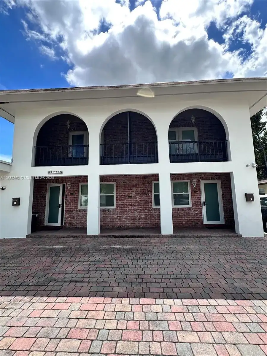 2270 SW 46th Ct, Dania Beach FL 33312 photo 4