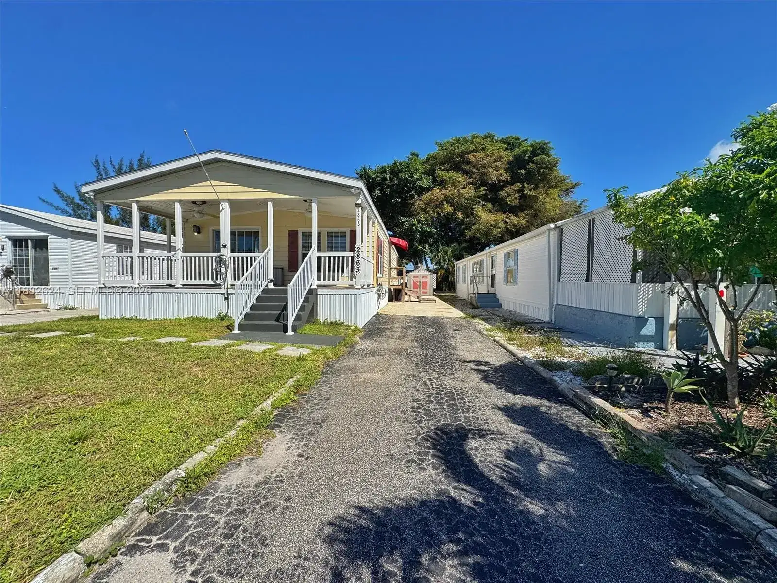 2863 SW 58th Mnr, Dania Beach FL 33312 photo 3