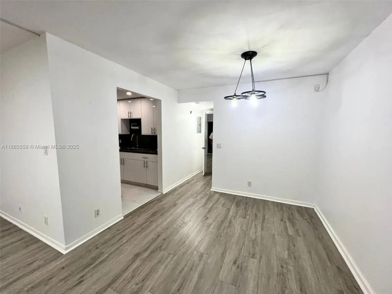200 SW 132nd Way # 203L, Pembroke Pines FL 33027 photo 2