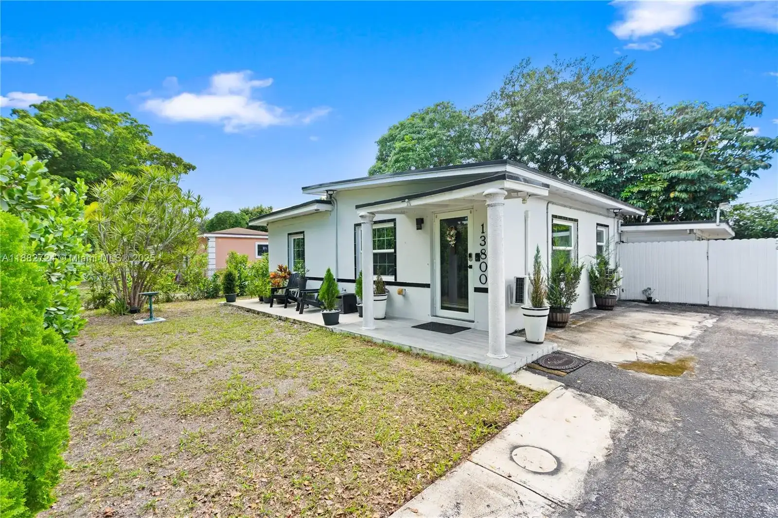13800 NW 2nd Ave, North Miami FL 33168 photo 3