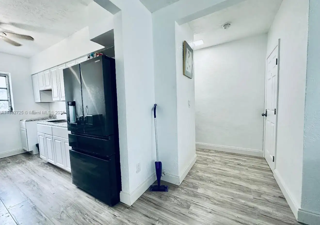 7712 Byron Ave # 3, Miami Beach FL 33141 photo 4