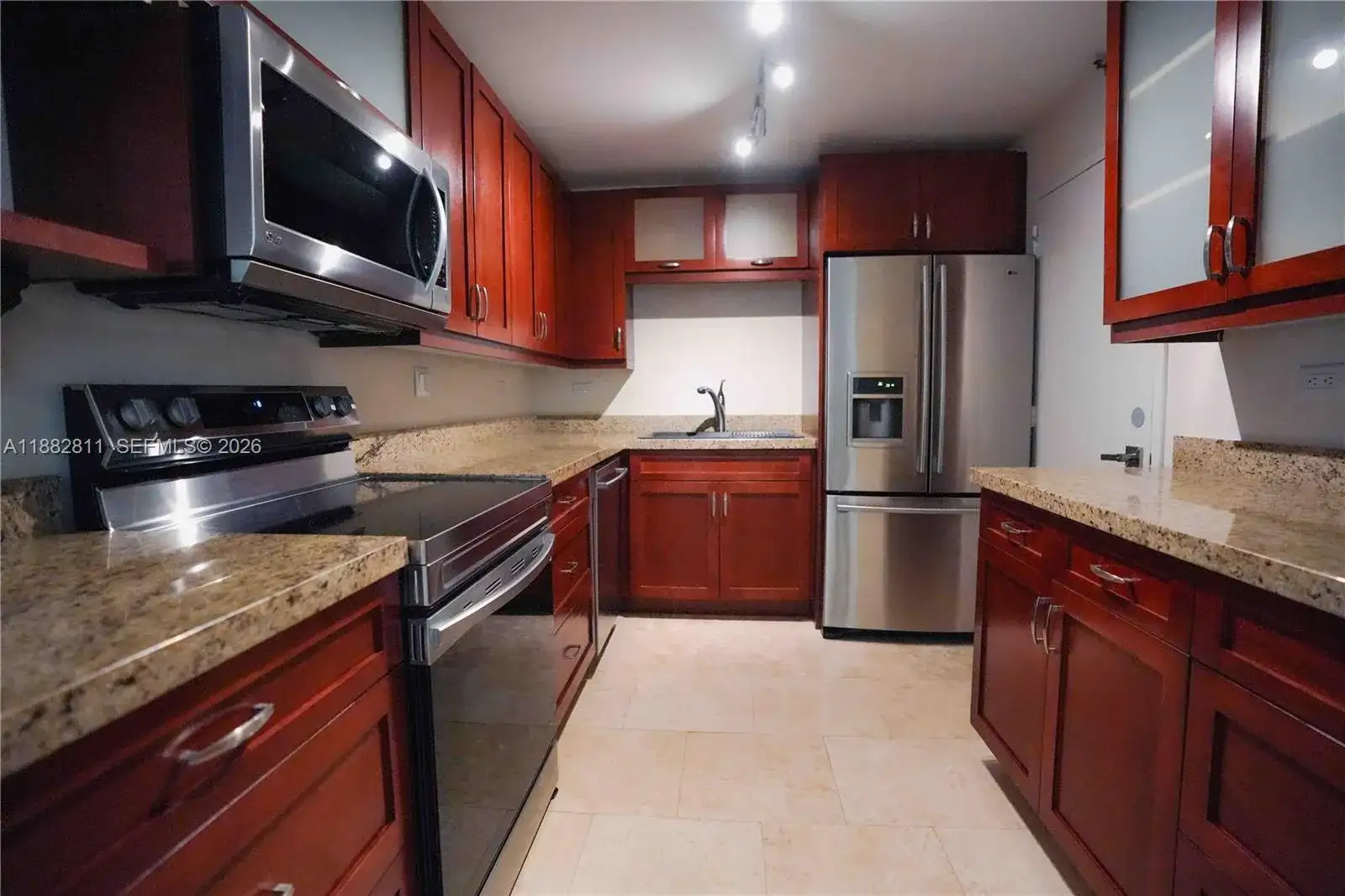 6039 Collins Ave # 503, Miami Beach FL 33140 photo 4