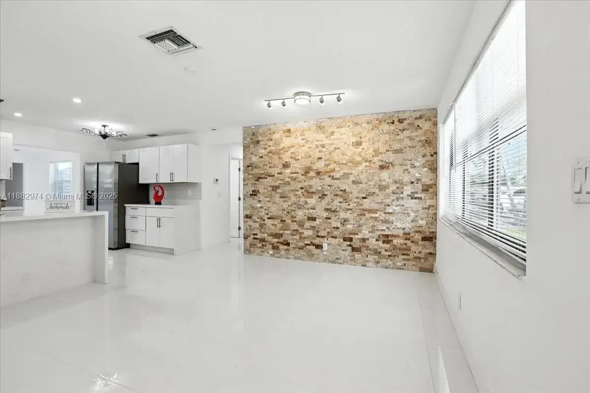 9207 SW 49th Pl, Cooper City FL 33328 photo 5