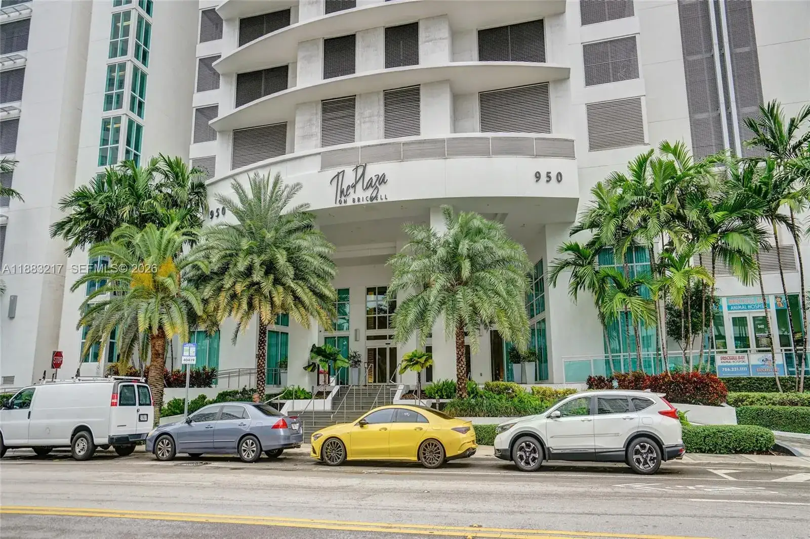 950 Brickell Bay Dr # 1704, Miami FL 33131 photo 2
