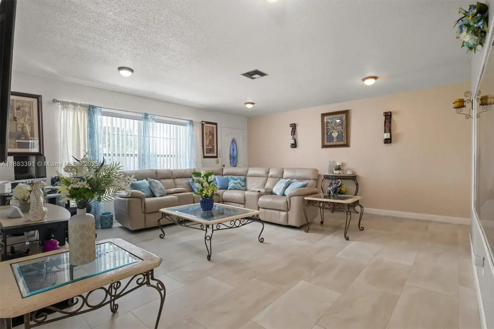 1421 Avenue G NE, Other City - In The State Of Florida FL 33881 photo 5