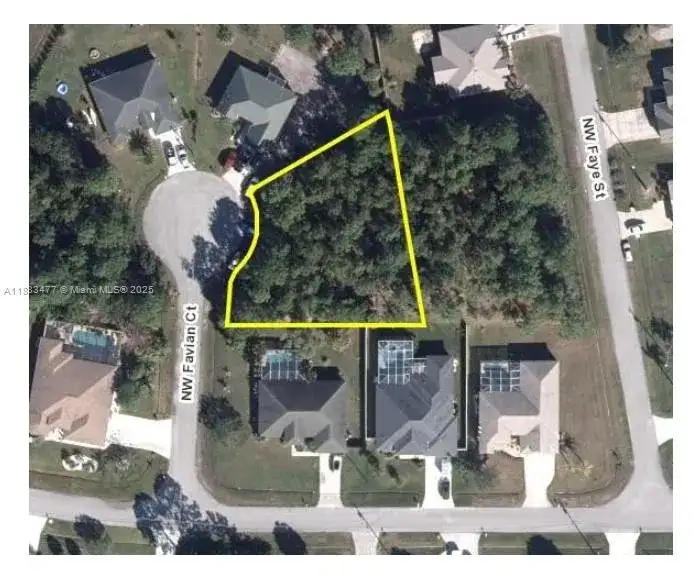 6457 Favian Ct, Port St. Lucie FL 34986 photo 2