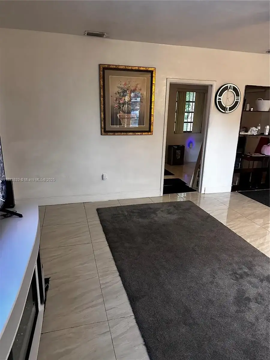 10900 NW 22nd Ct, Miami FL 33167 photo 3