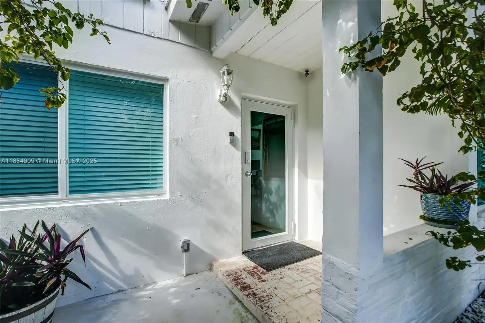 2601 NE 11th Ct, Fort Lauderdale FL 33304 photo 4