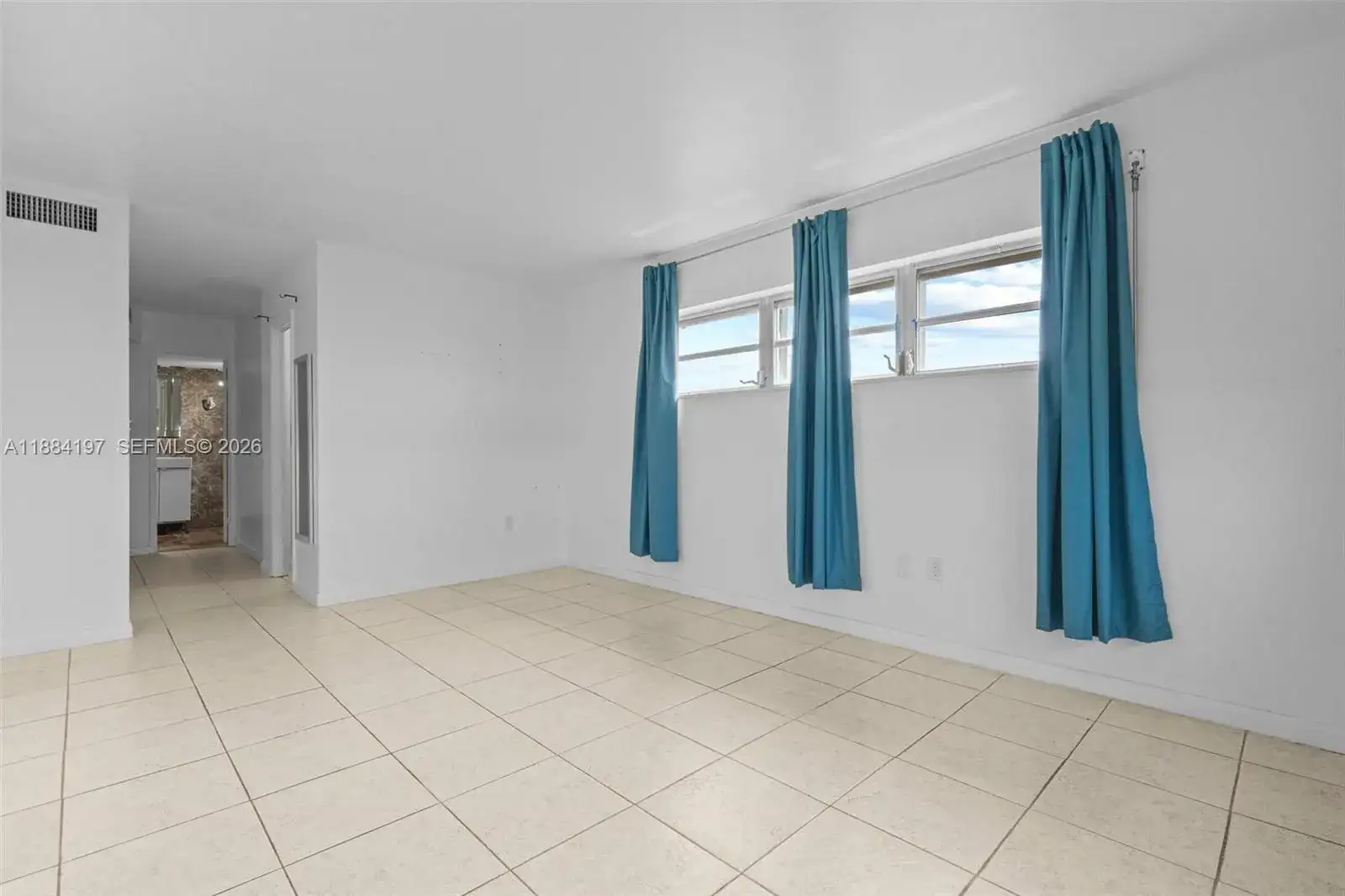 1750 NE 191st St # 1, Miami FL 33179 photo 5