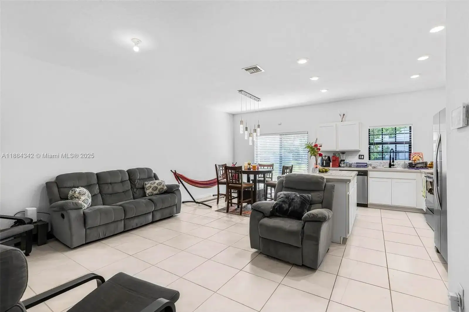 1137 SW 7th Ct # 0, Florida City FL 33034 photo 4