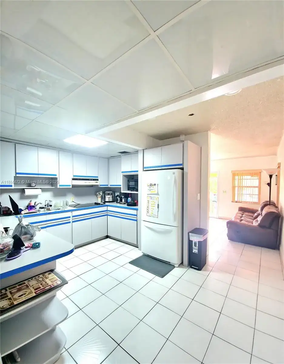 309 E 18th St, Hialeah FL 33010 photo 5