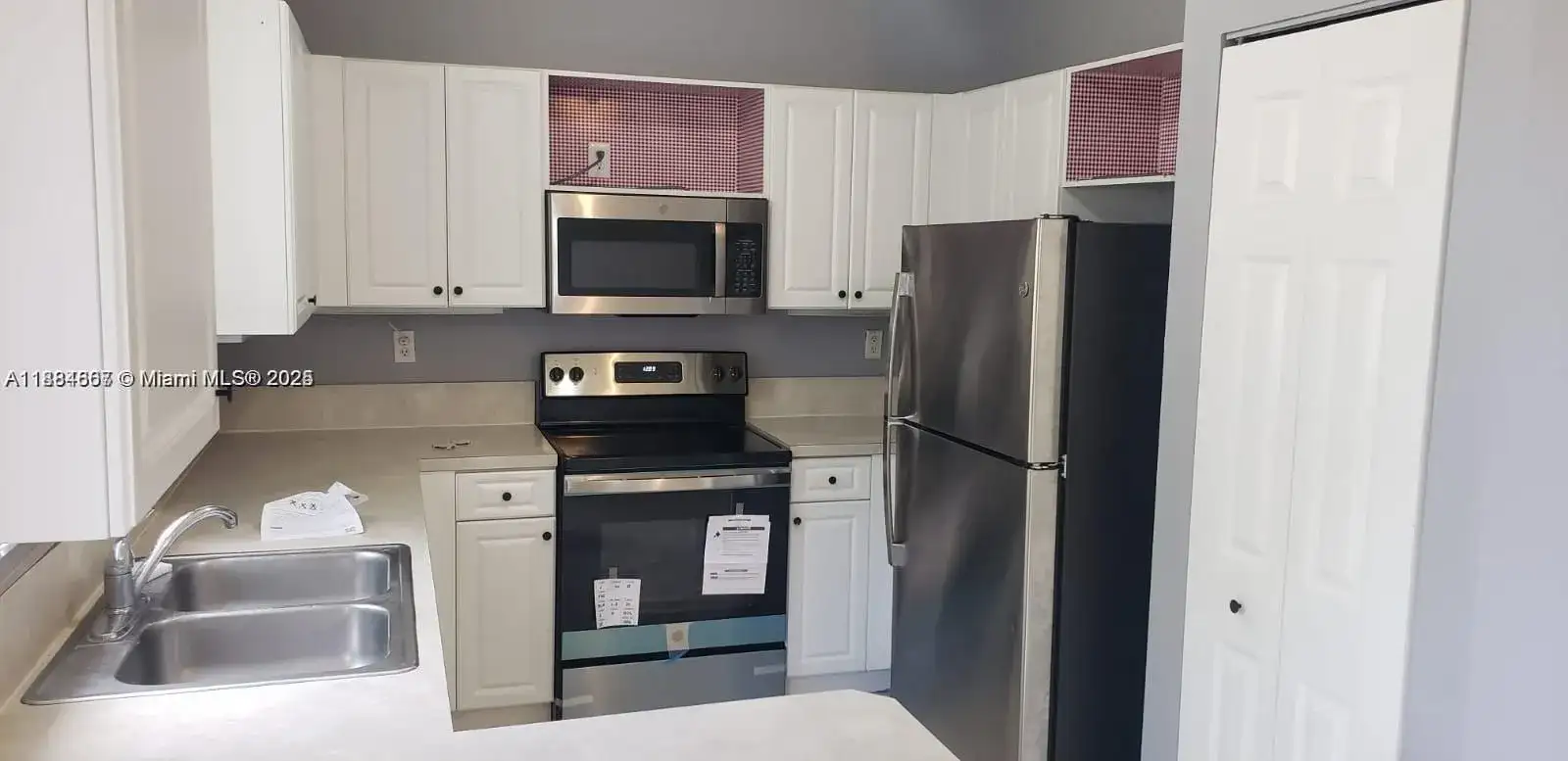 60 SE 6th Rd, Homestead FL 33030 photo 3