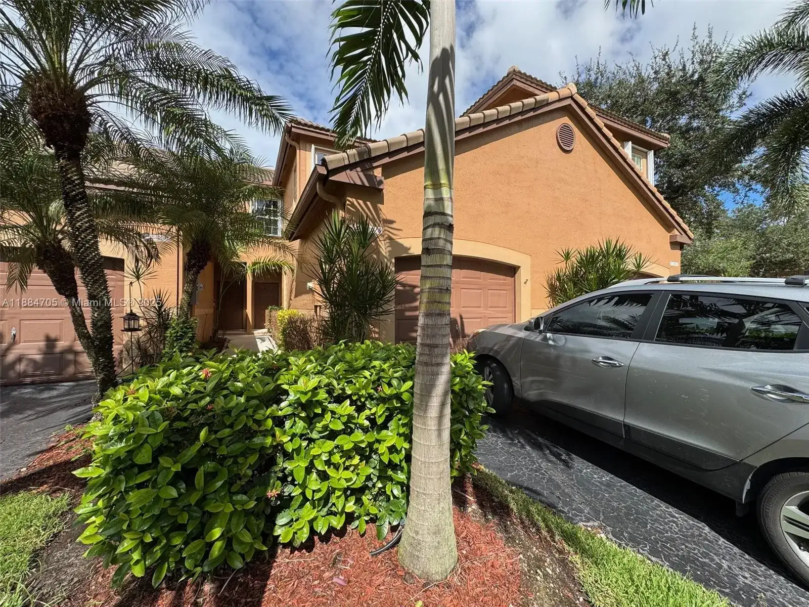1503 Veracruz Ln, Weston FL 33327 photo 2