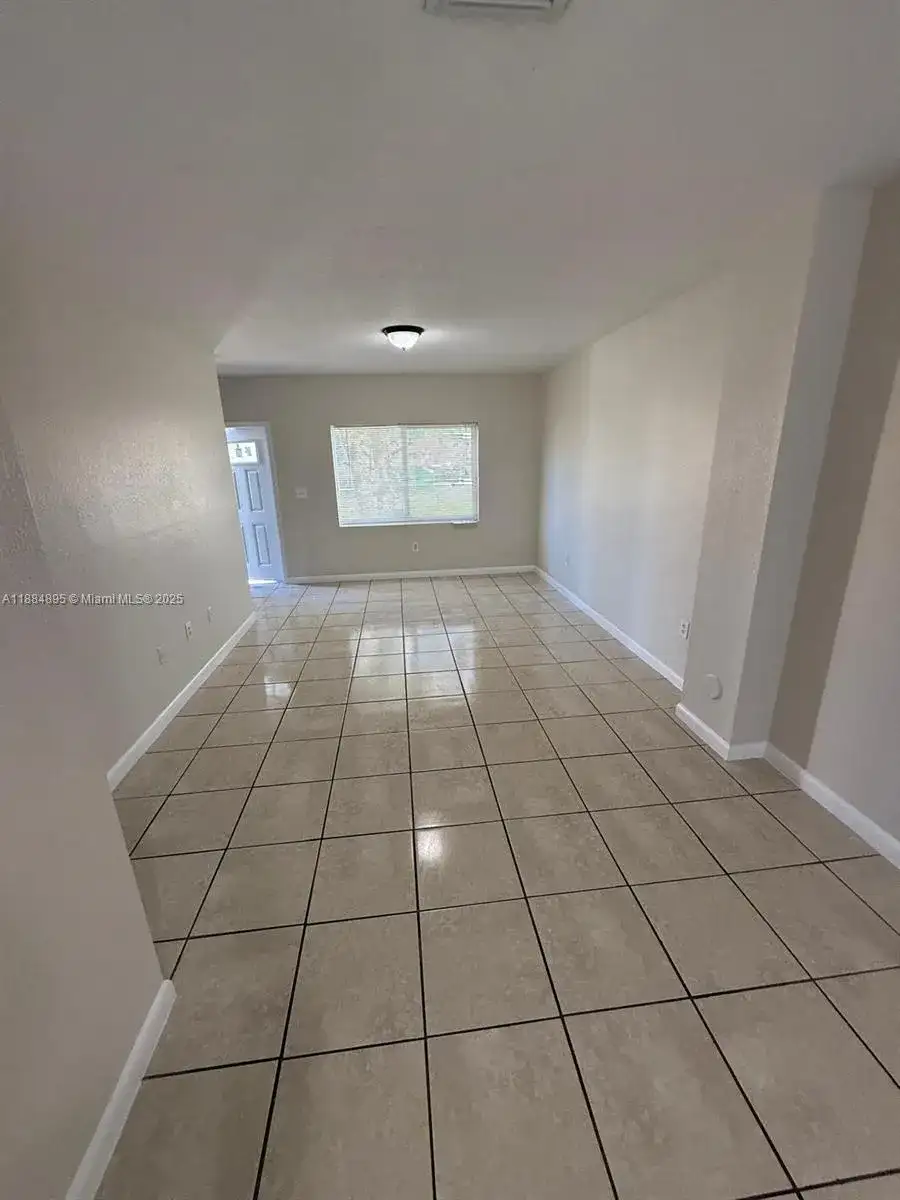 228 NW 84th St # 228, Miami FL 33150 photo 2